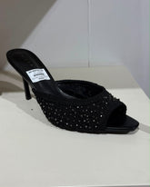 HELOISE BLACK