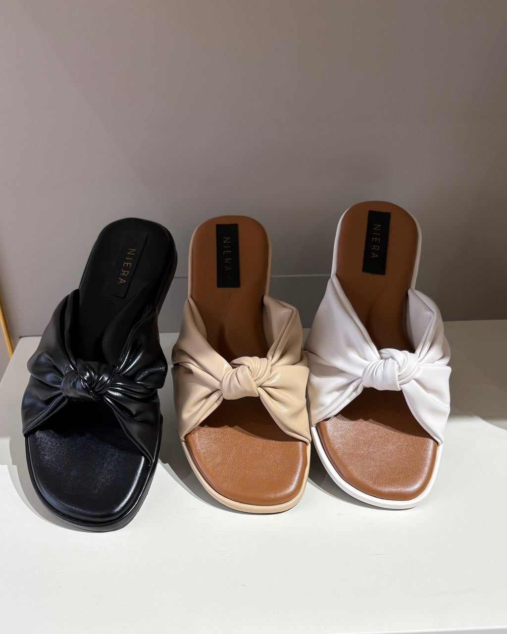 IVETTE FLAT WT/TAN