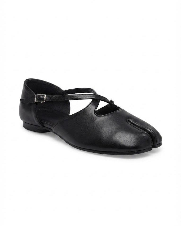 FERN CROSS TABI BLACK