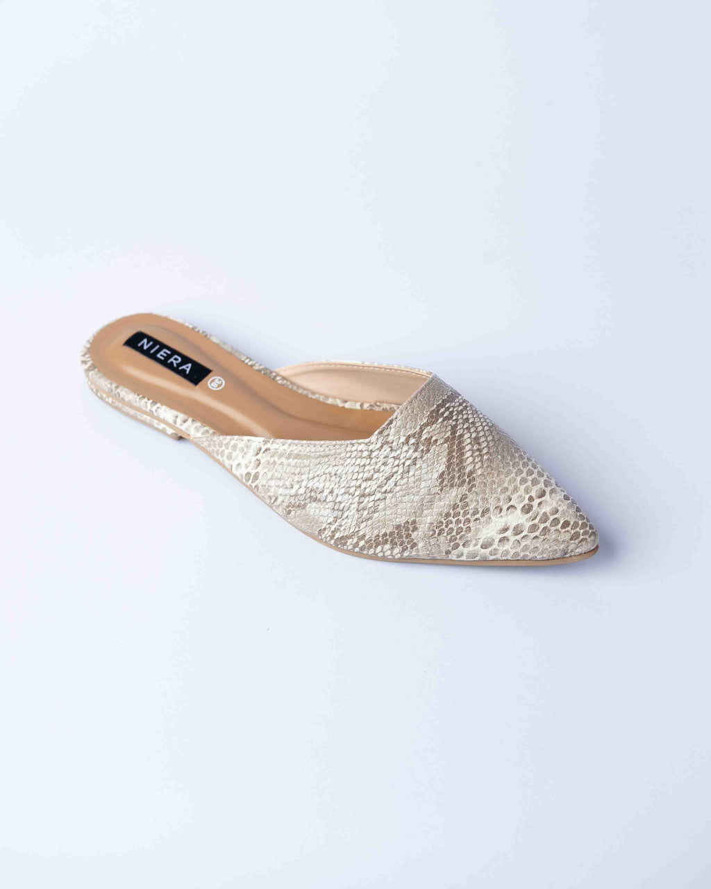BAY SN/BEIGE