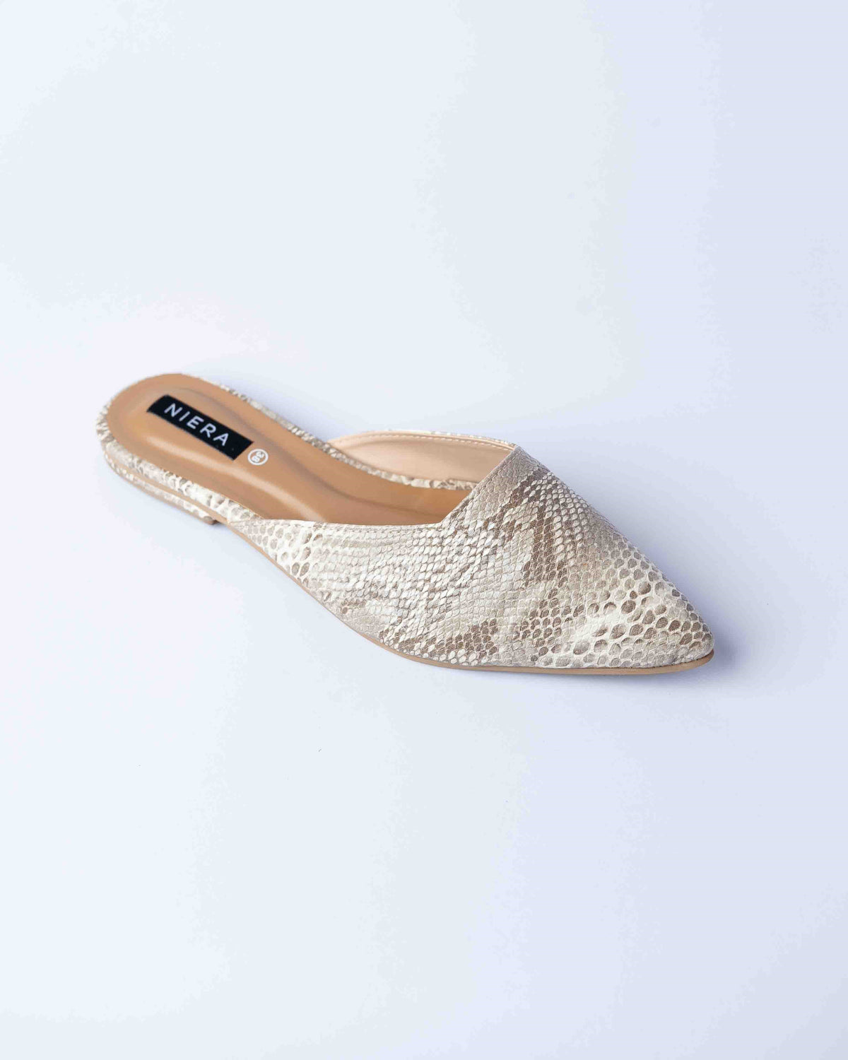 BAY SN/BEIGE