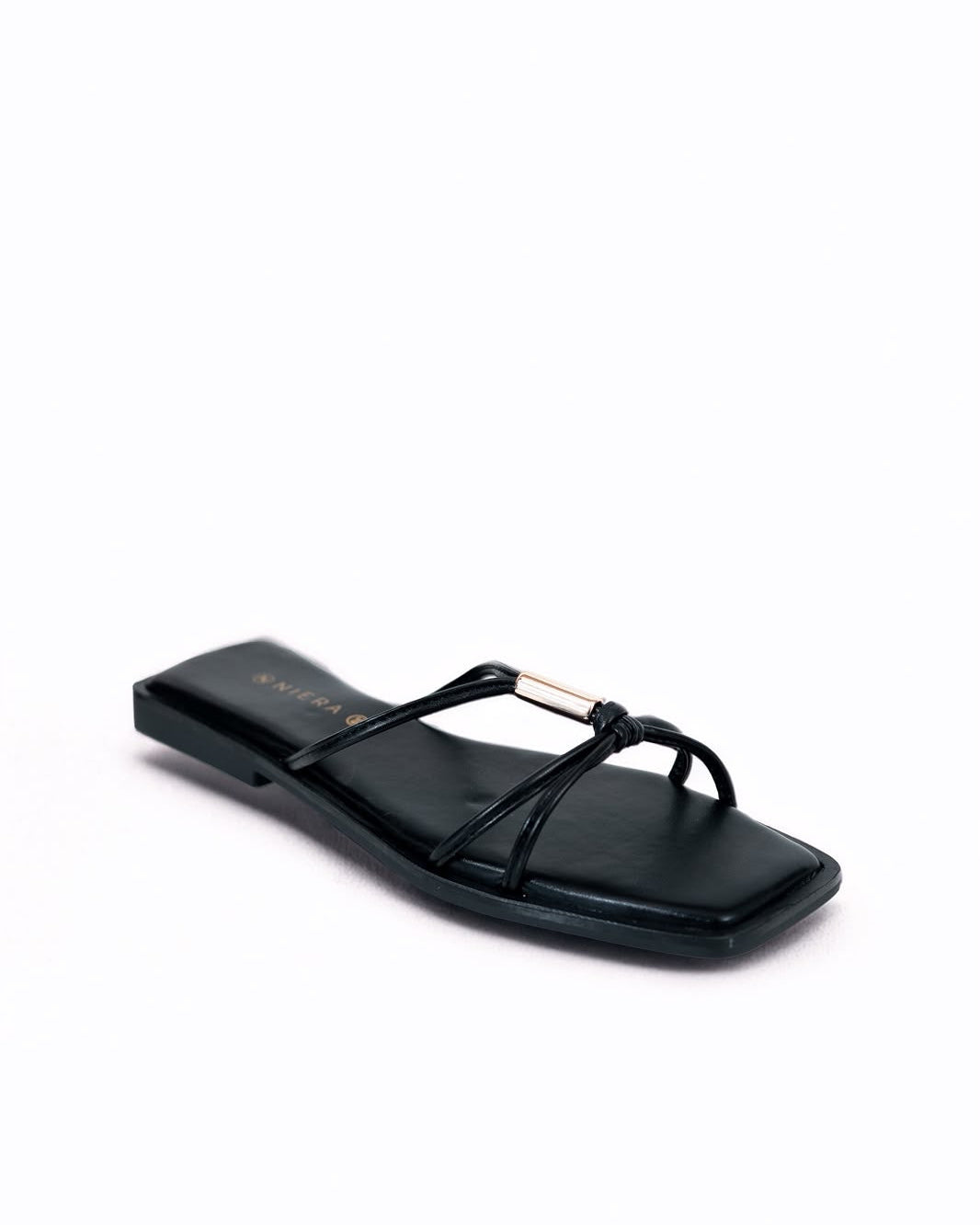 FREYA FLAT BLACK