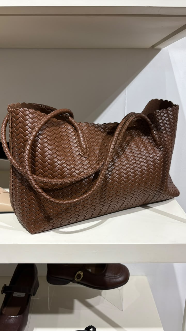 WOVEN SHOPPER TOTE BROWN