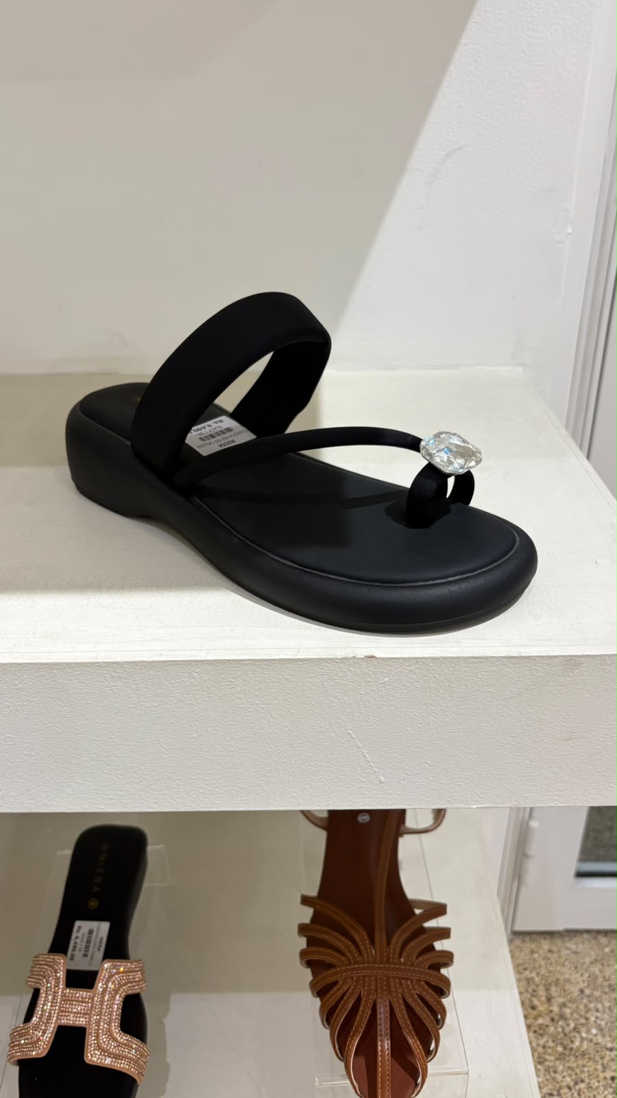 CALISSI WEDGE BLACK