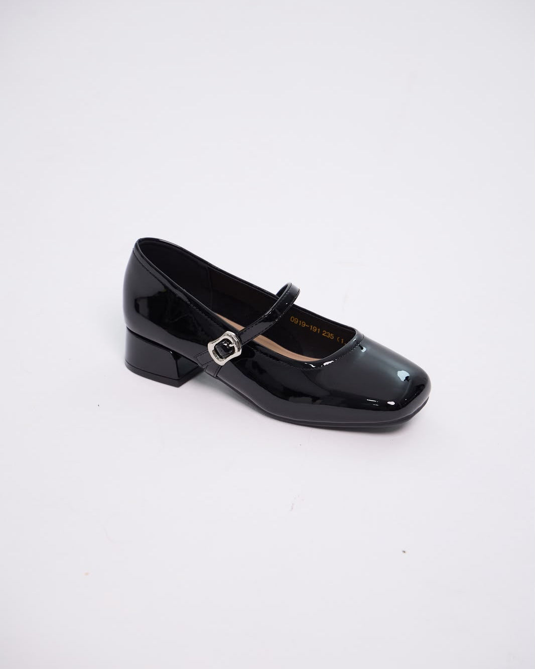 MAYVEN BLACK