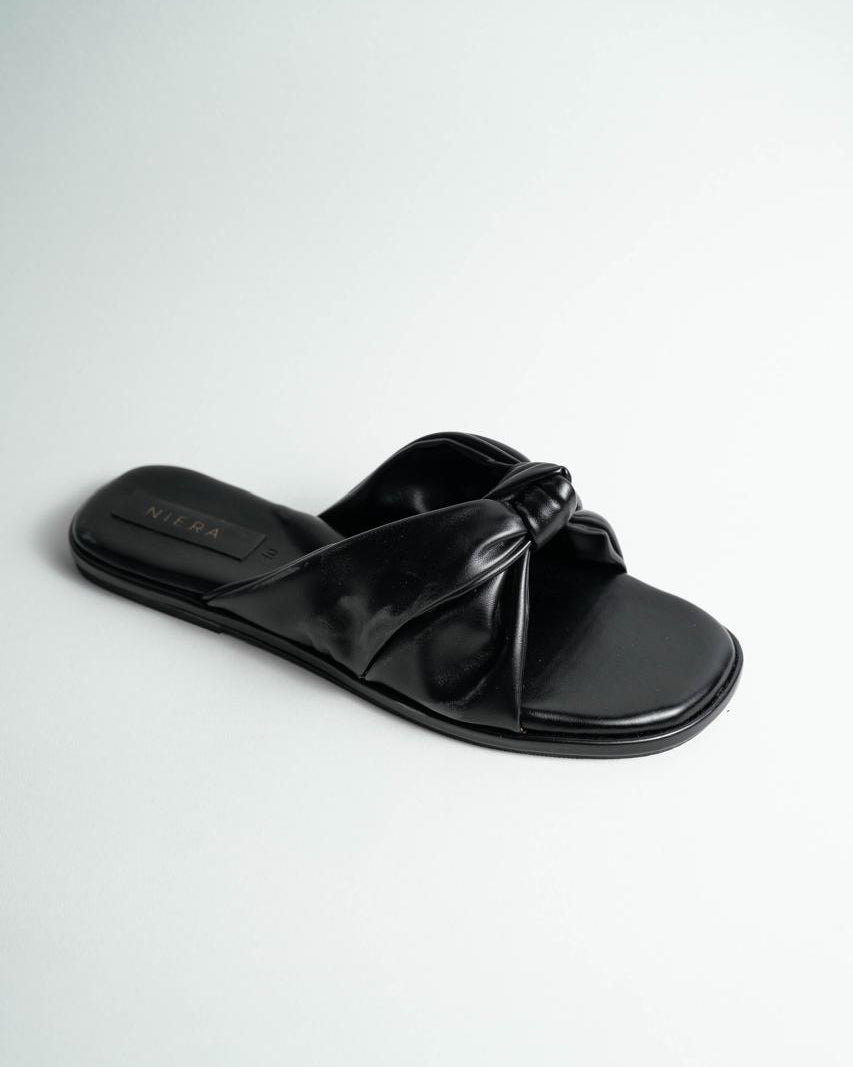 IVETTE FLAT