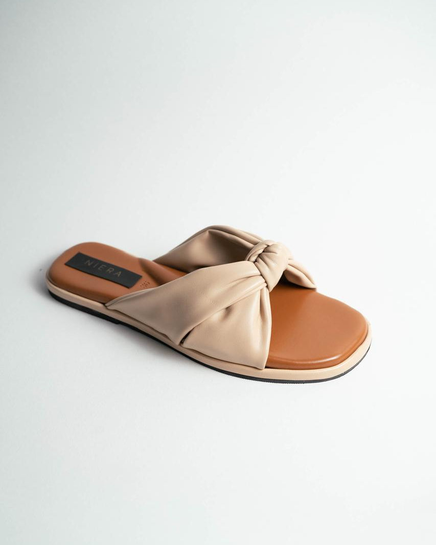 IVETTE FLAT